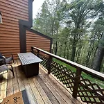 Townhouse In Seven Springs 3Bed 2Bath Sleeps 8 Aircon Wifi