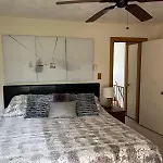 Townhouse In Seven Springs 3Bed 2Bath Sleeps 8 Aircon Wifi