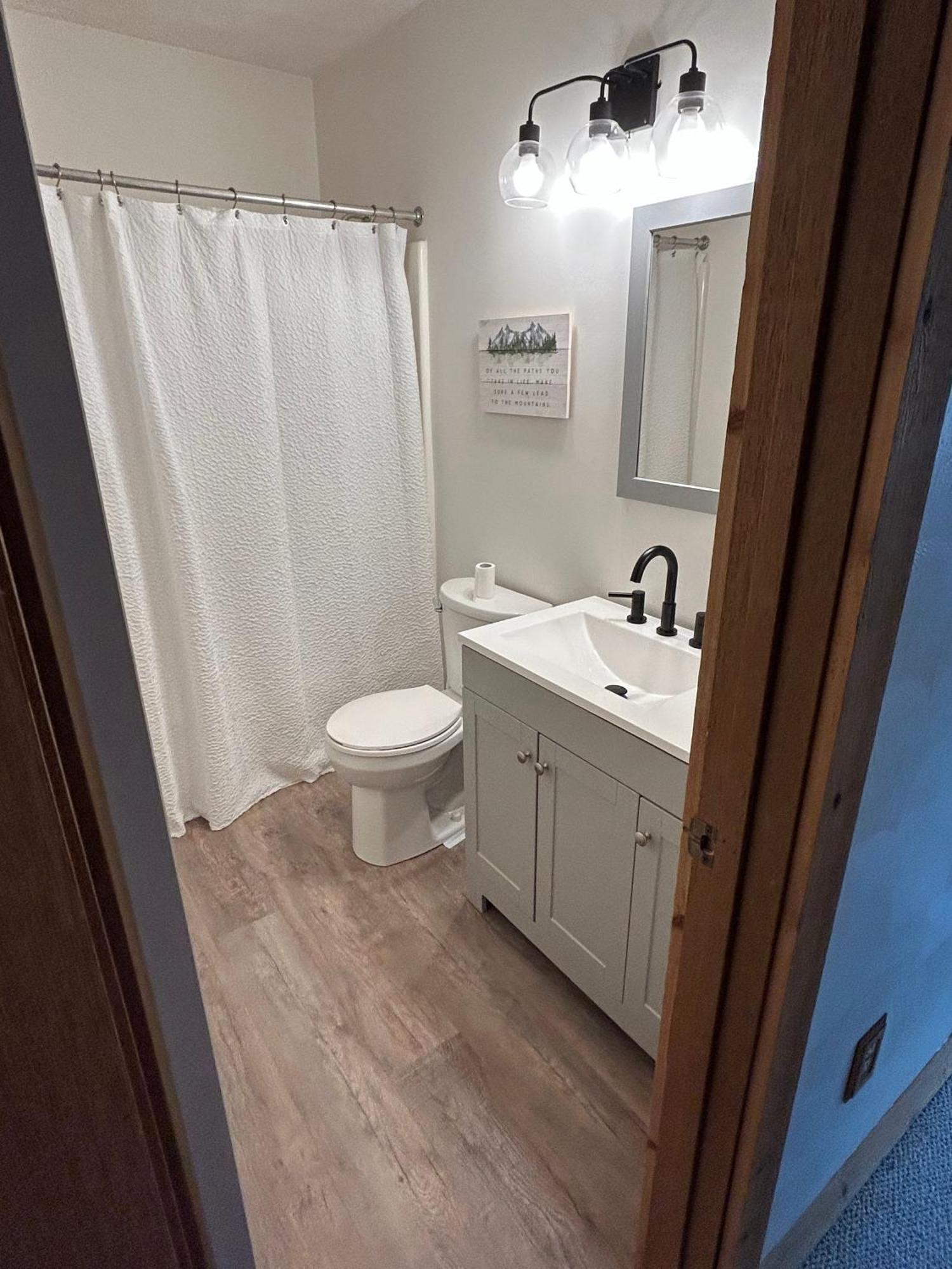 Townhouse In Seven Springs 3bed 2bath Sleeps 8 Aircon Wifi Holiday home Champion
